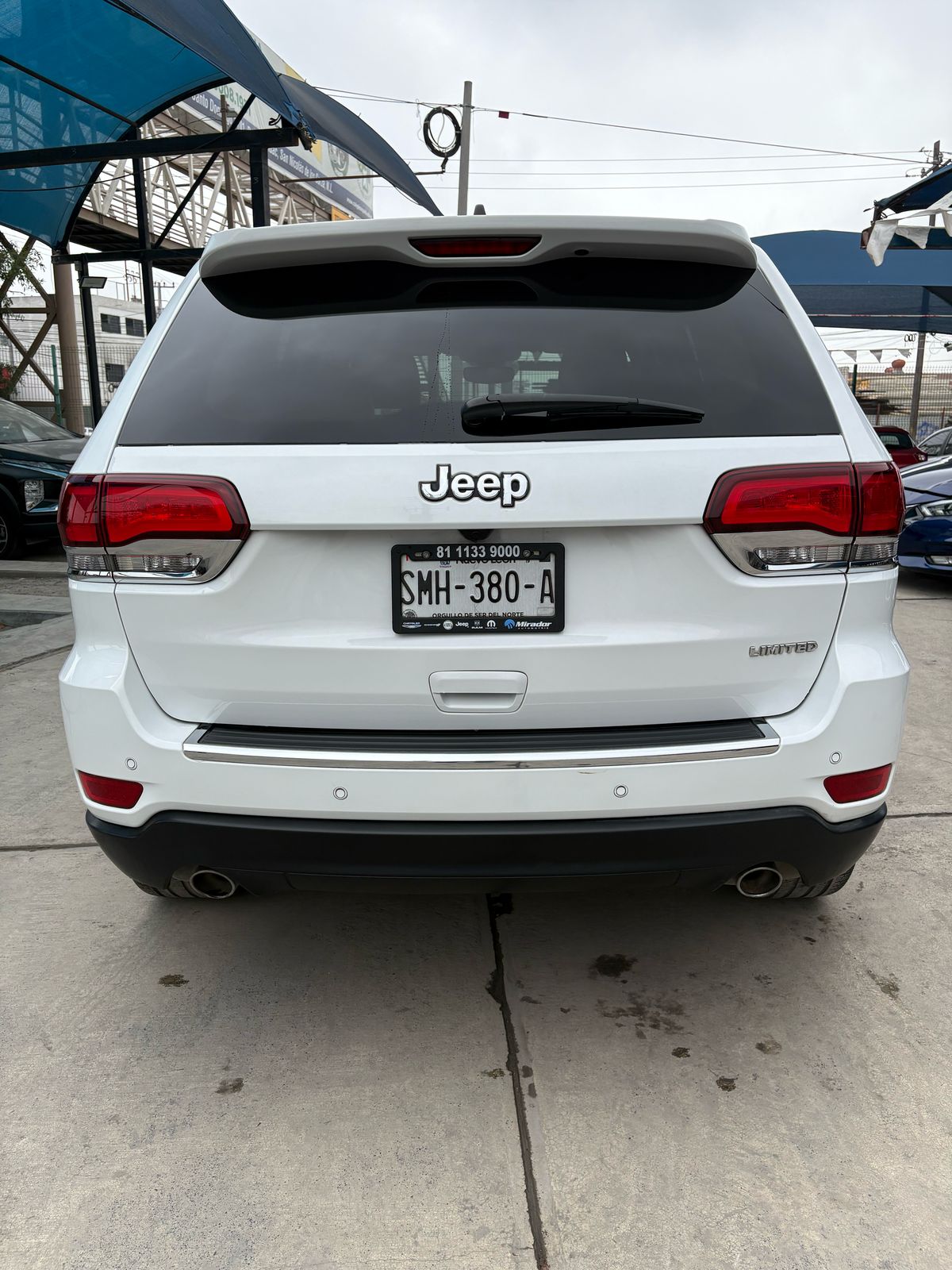 GRAND CHEROKEE